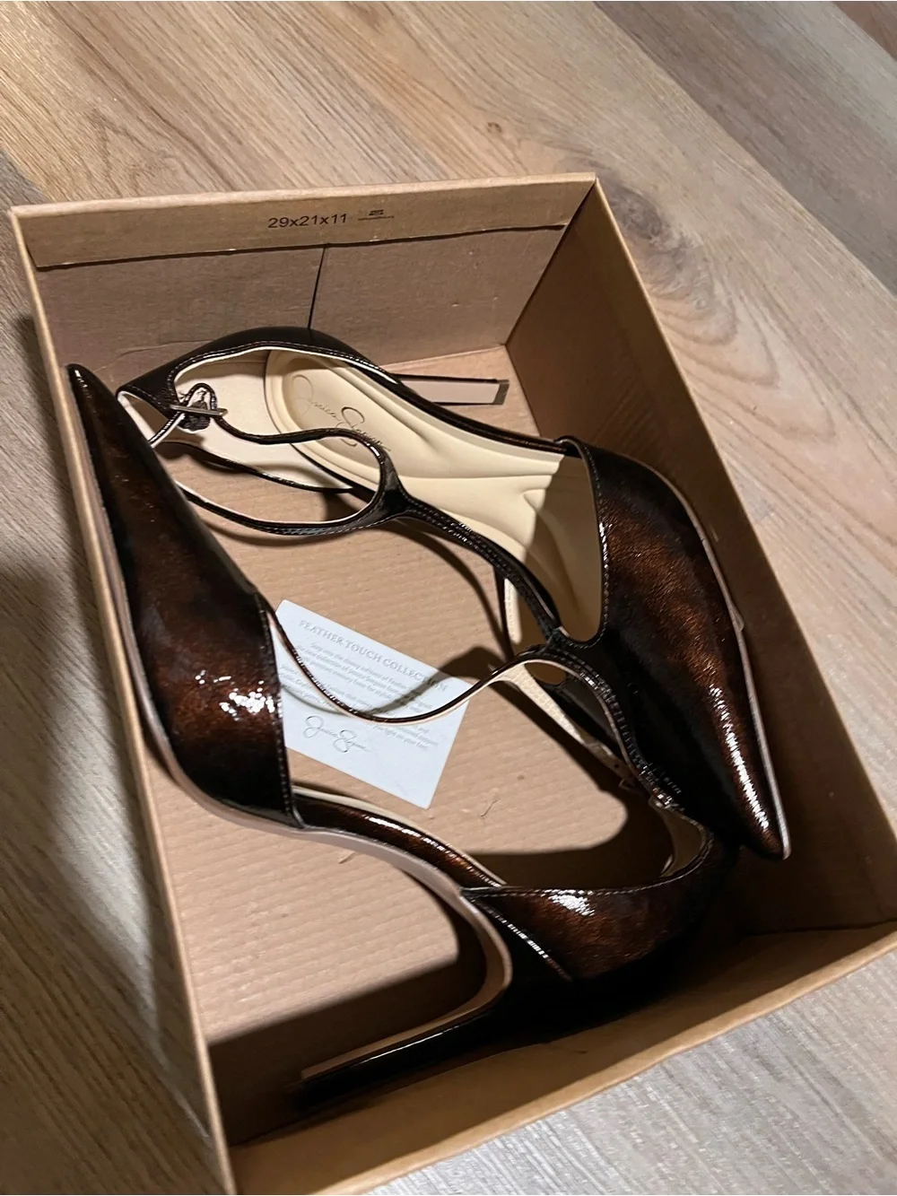 NWT - Jessica Simpson - Willna Pump in Chocolate Bronze